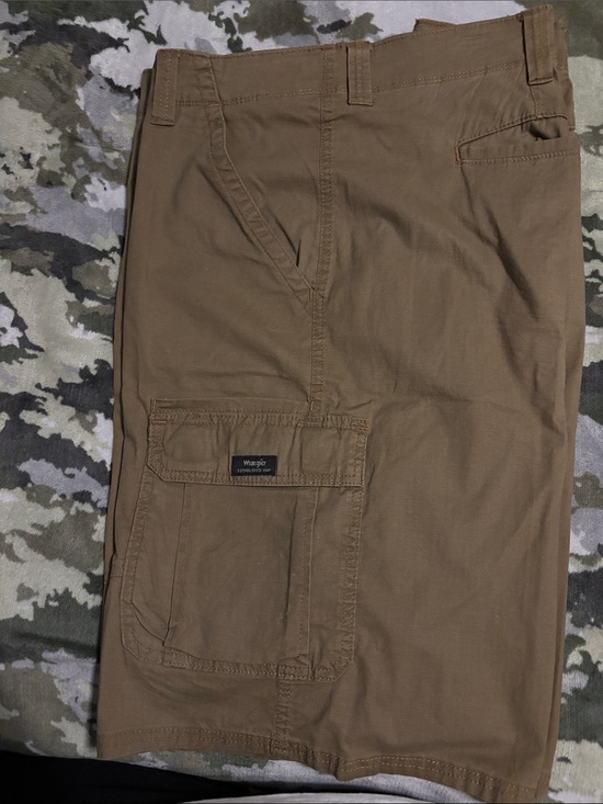 Wrangler Other - Wrangler Brown Cargo Pants with Multiple Utility Pockets